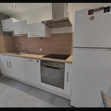 En Bord De à Saint Pierre La Villa *